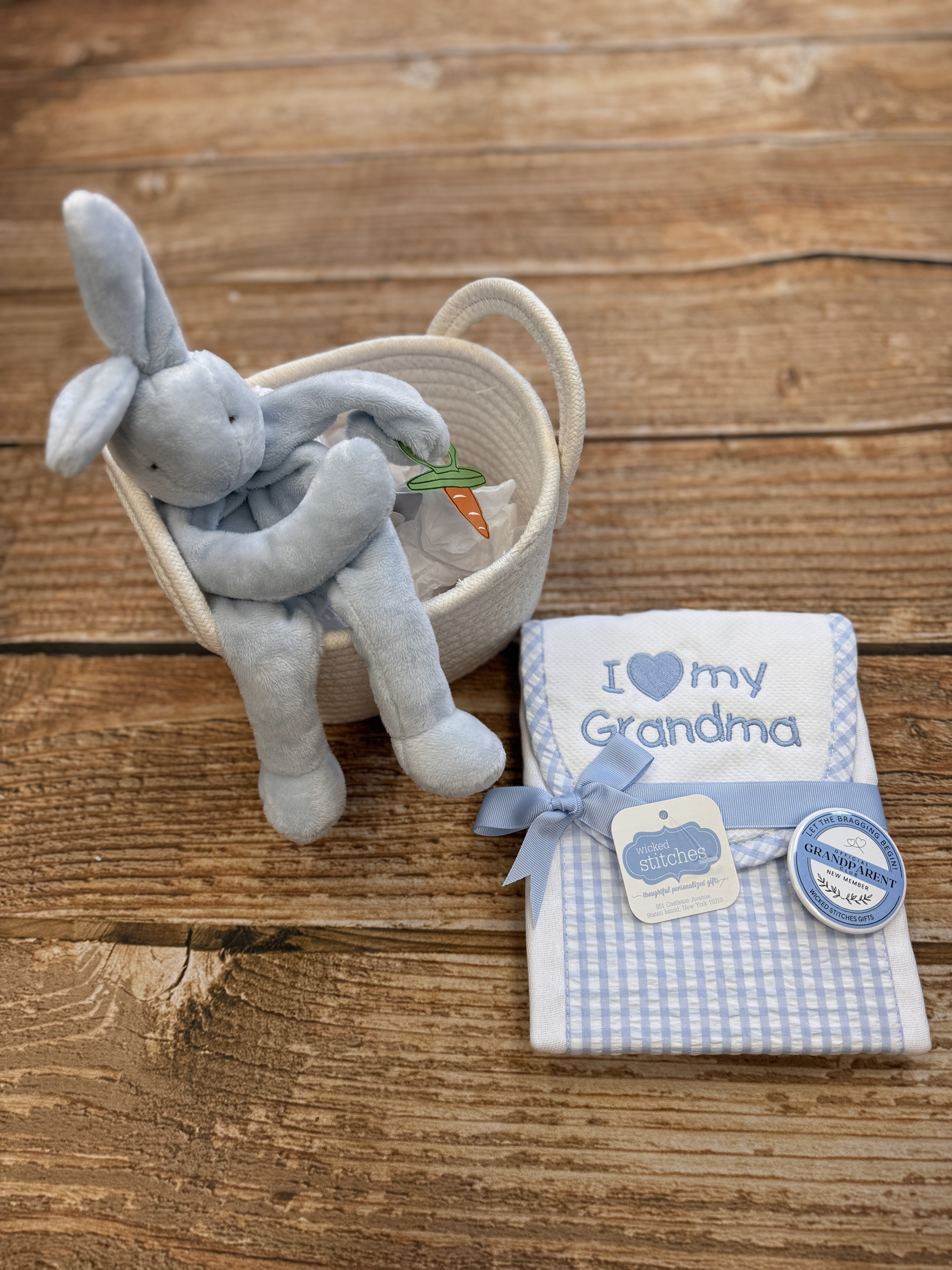 Expecting Grandma Bib and Pacifier Holder
