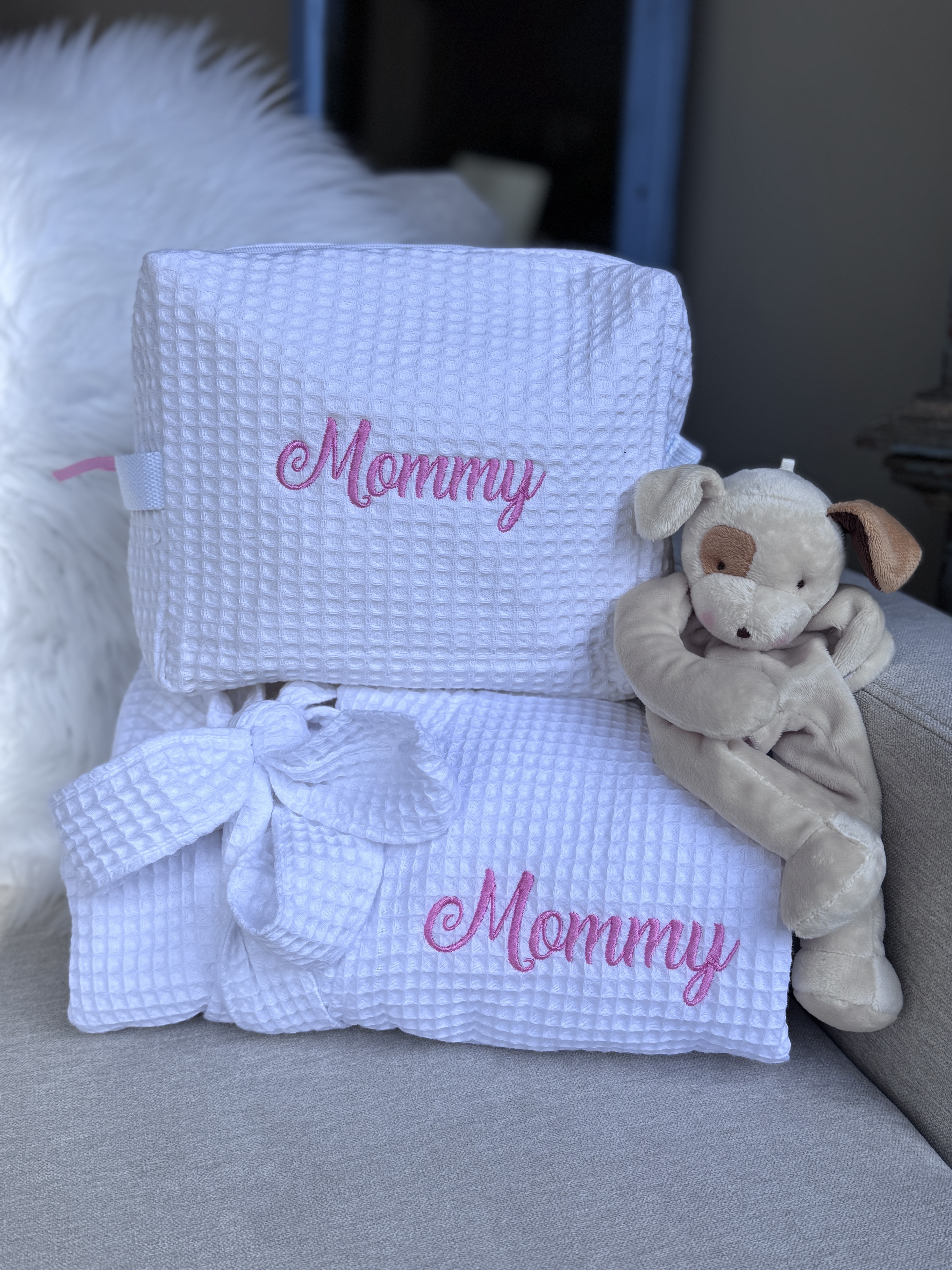 Expecting Mom Waffle Robe and Cosmetic Case